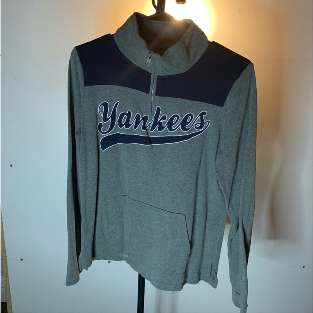 Gray and Navy Yankees x PINK Pullover